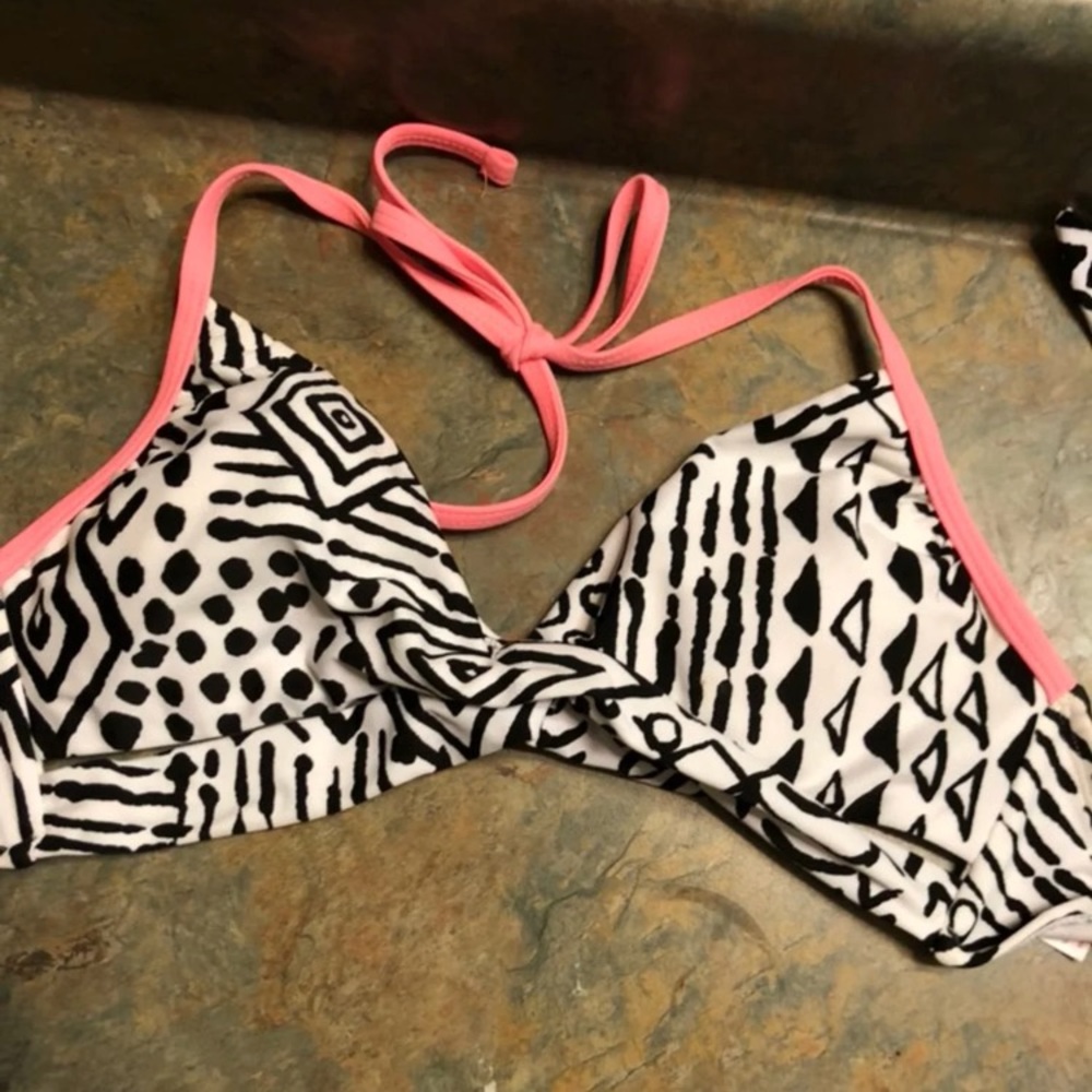 Bikini top